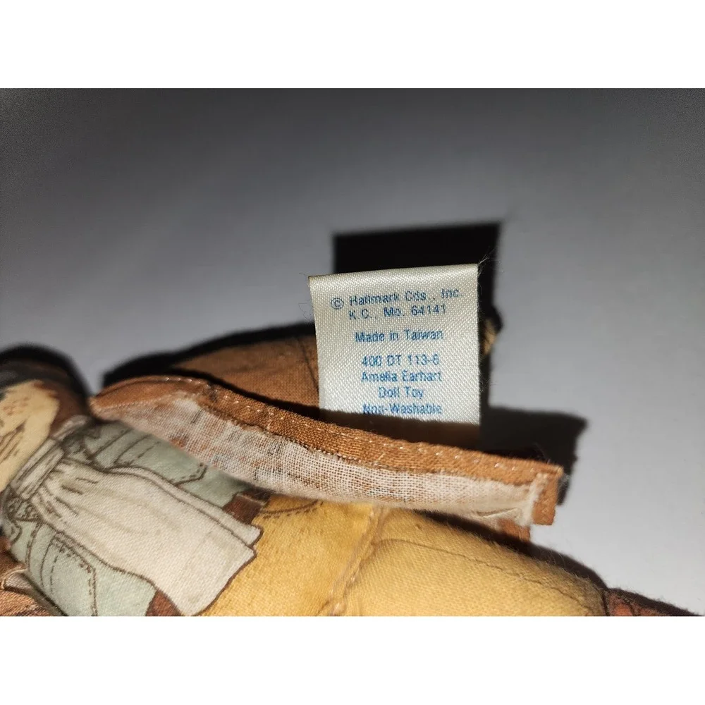 Vintage Hallmark Rag Doll Amelia‎ Earhart Pilot